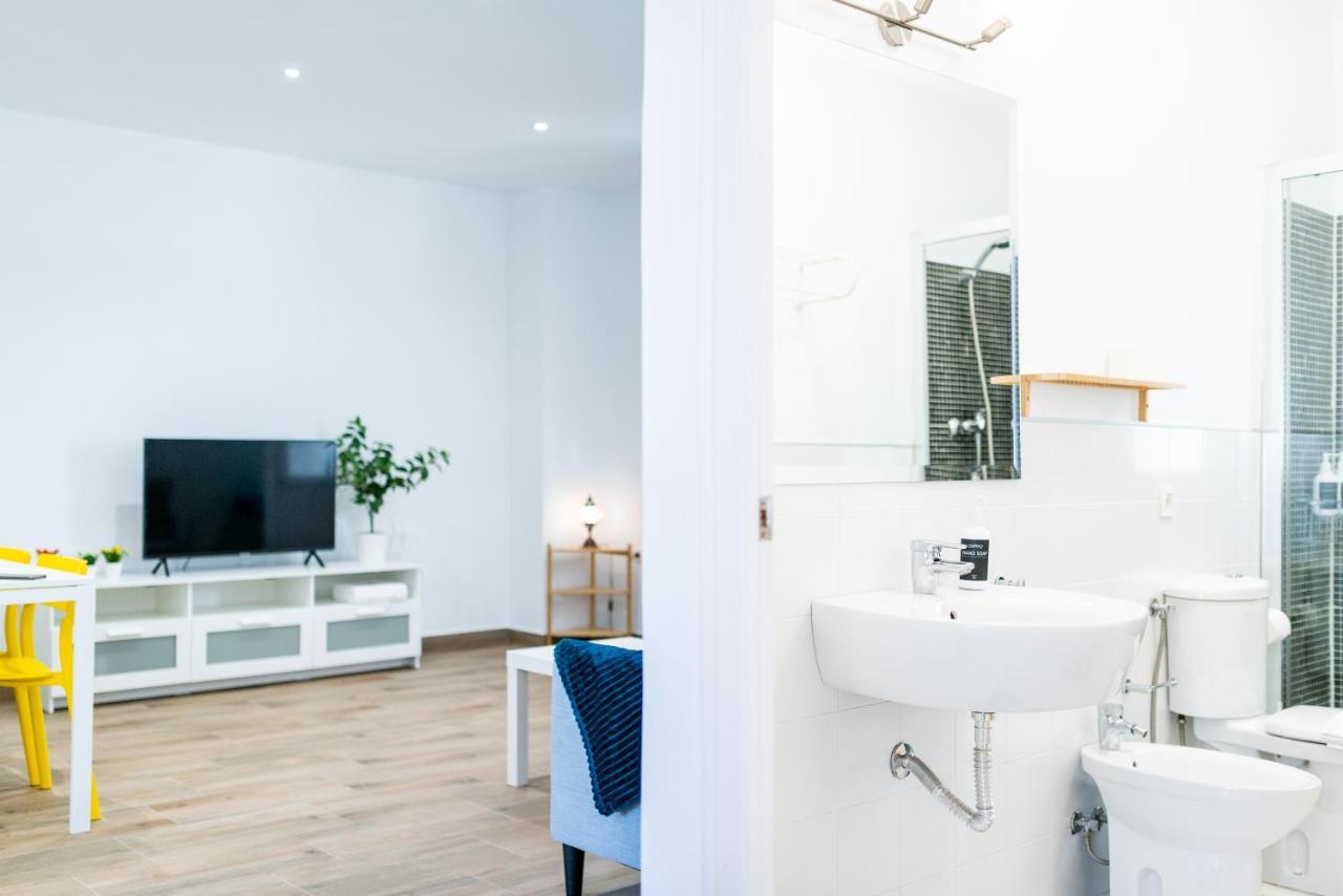 Wekey Homes San Miguel Con Patio, Centro Ciudad กรานาดา ภายนอก รูปภาพ